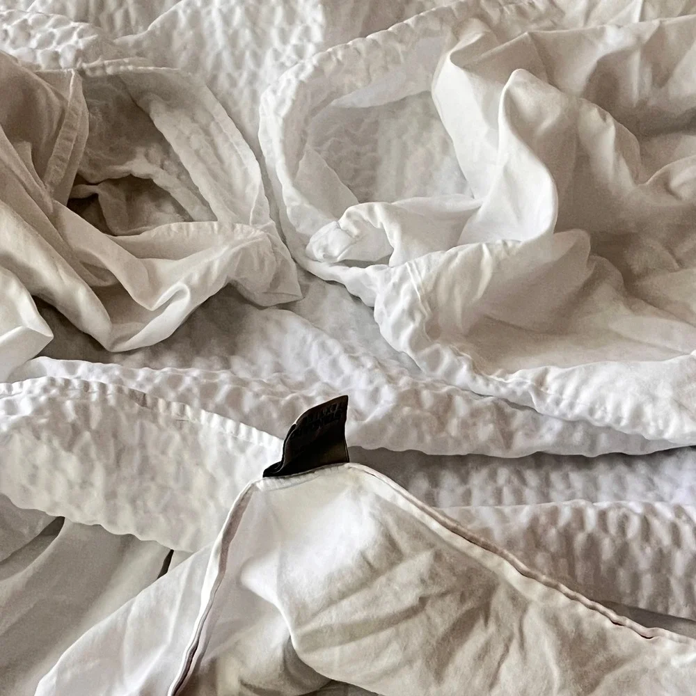 Standard Textile Cumulus Queen Top Duvet Cover Centium Core No Iron Ripple White